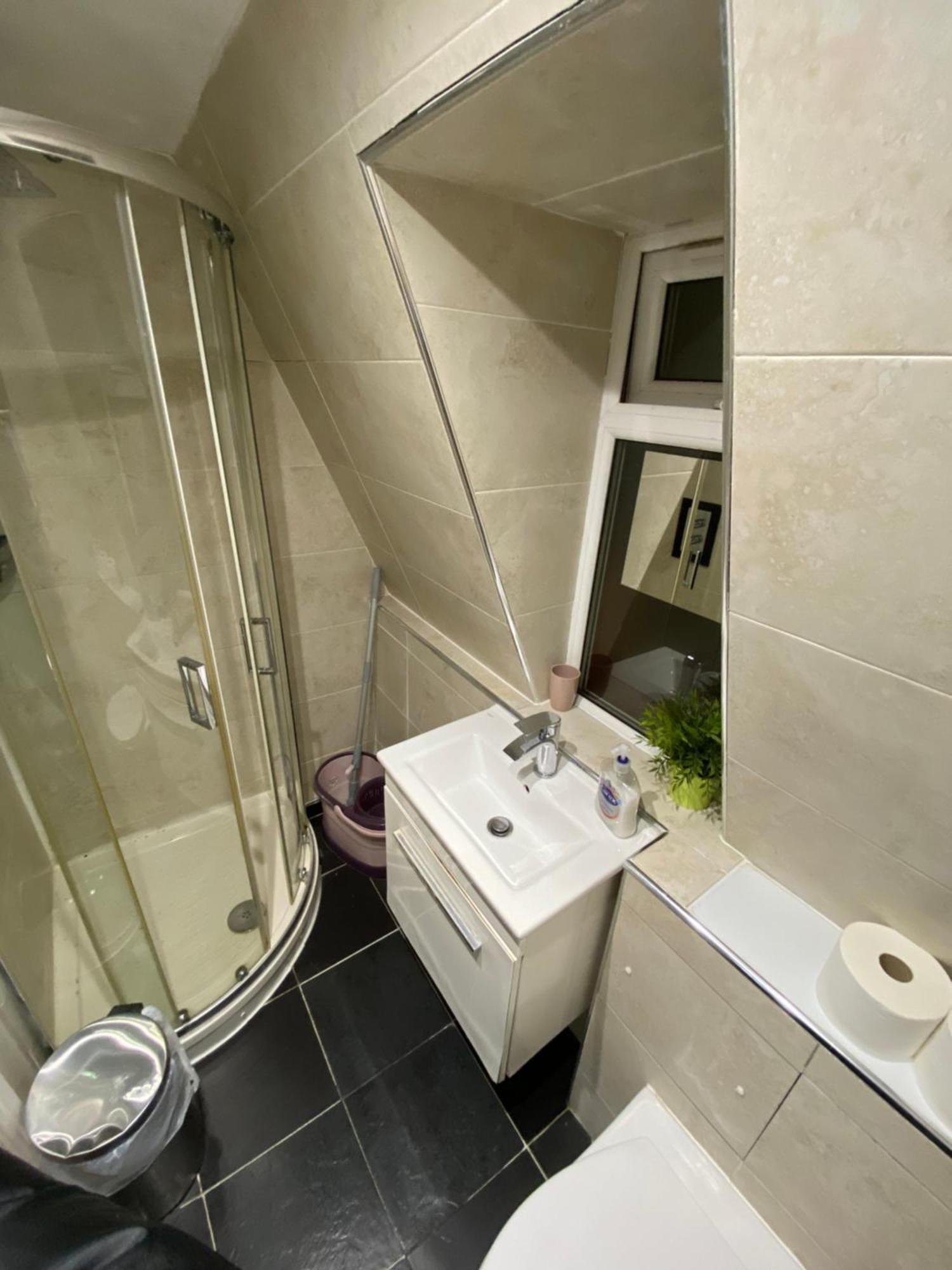 Fabulous Private Bedrooms Near Euston Station, Central 런던 외부 사진