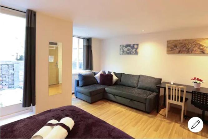 Fabulous Private Bedrooms Near Euston Station, Central 런던 외부 사진