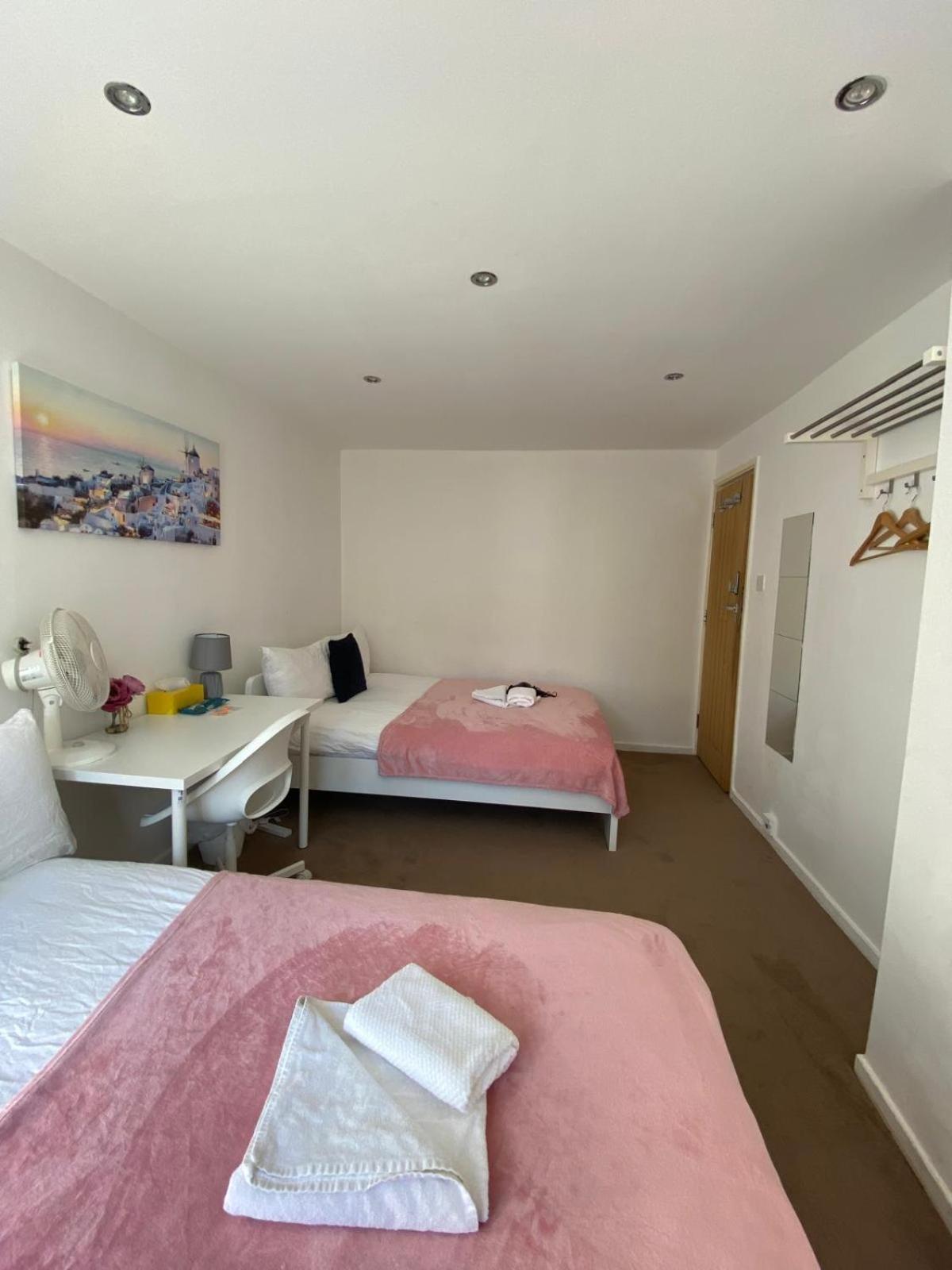 Fabulous Private Bedrooms Near Euston Station, Central 런던 외부 사진